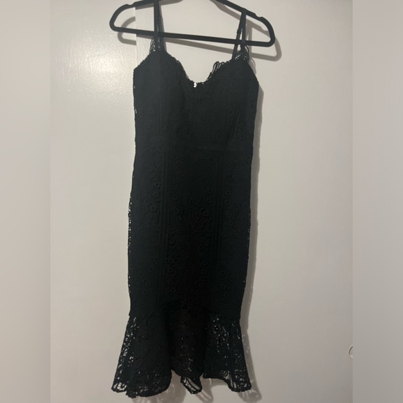 GUESS black lace cocktail dress, worn once for a work event - Picture 2 of 4